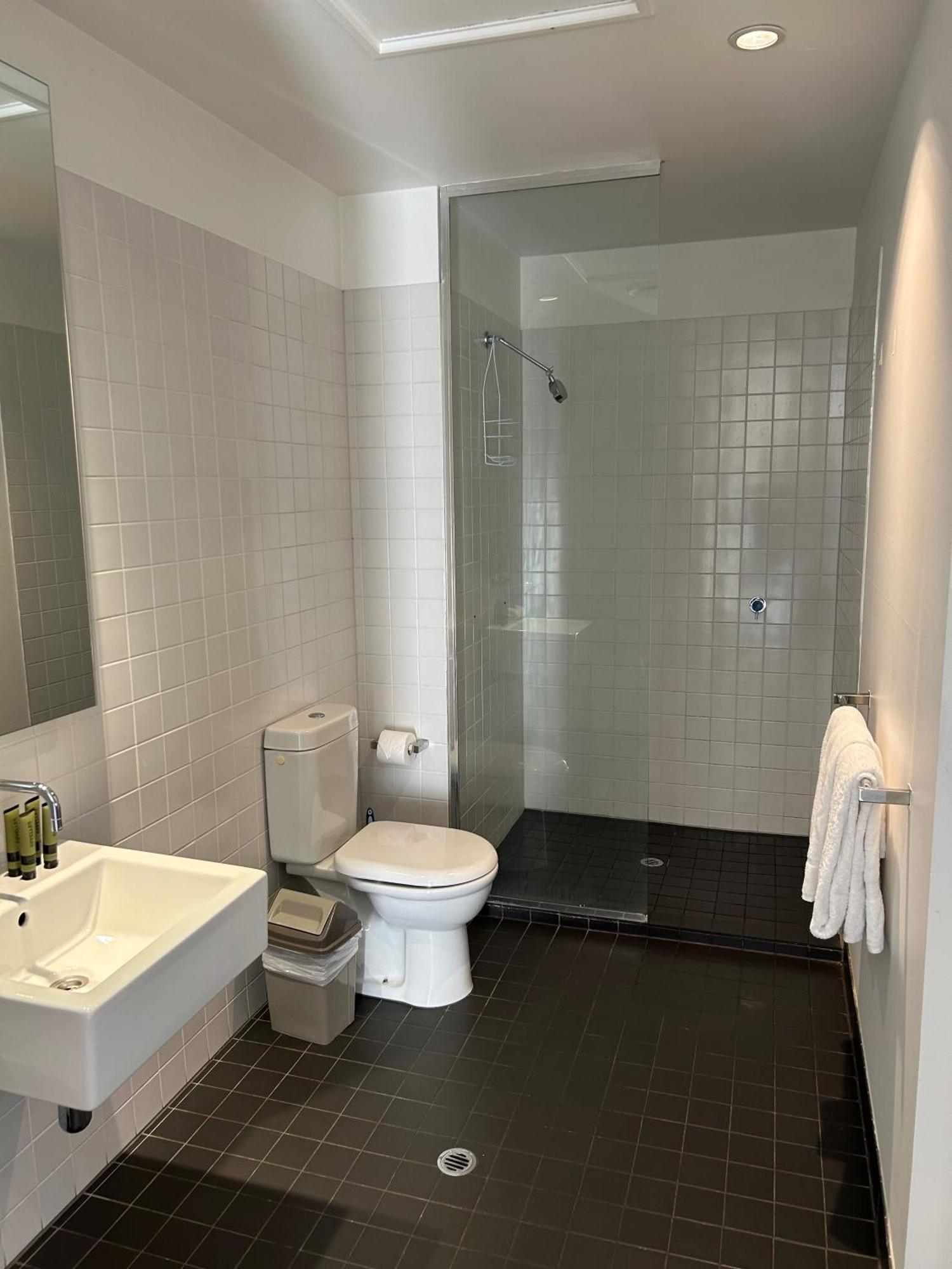 Adele Apartment Hotel East Melbourne Zewnętrze zdjęcie